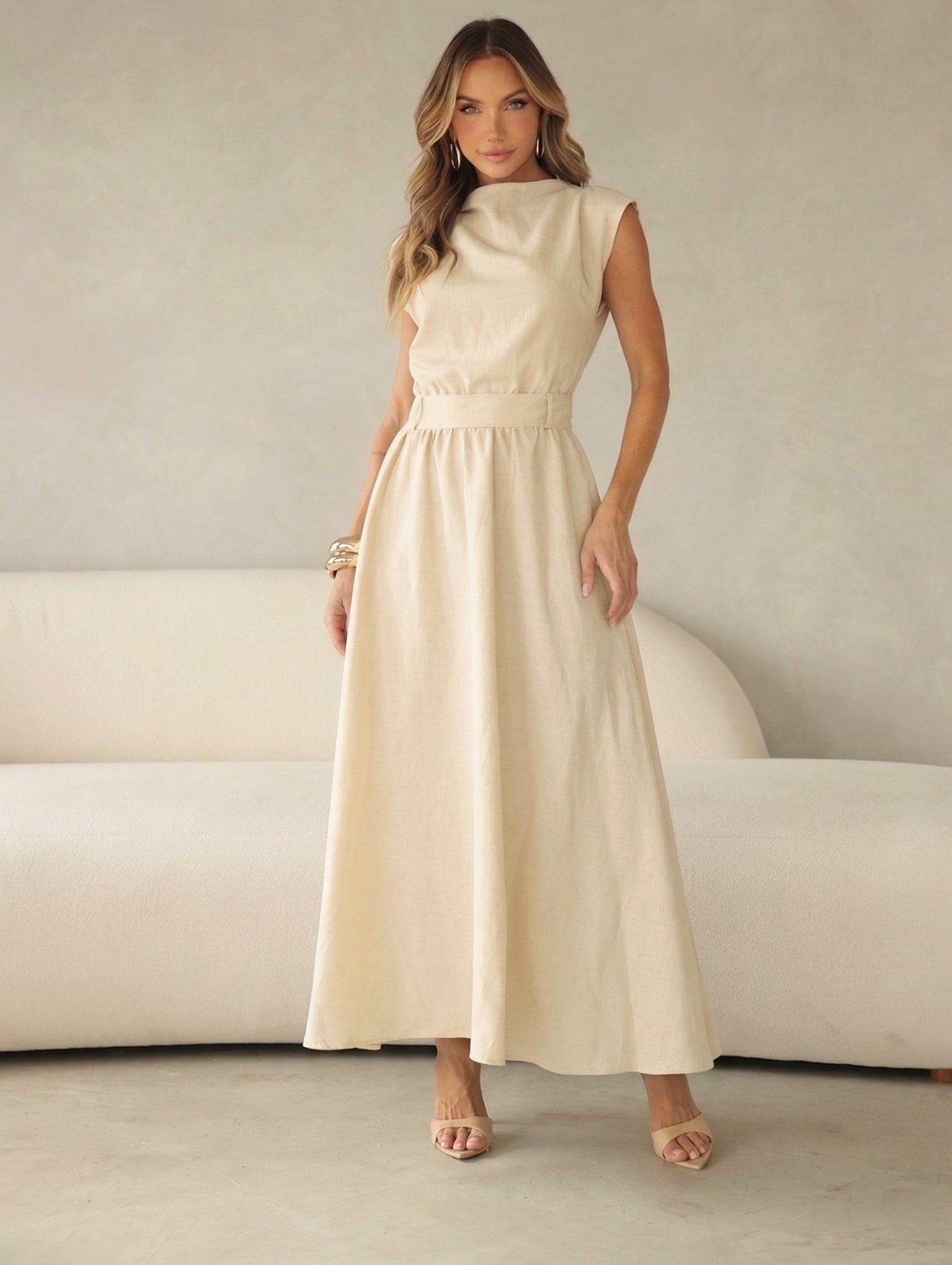 Vestido Midi Acinturado com Bolso e Ombro Drapeado Hazel